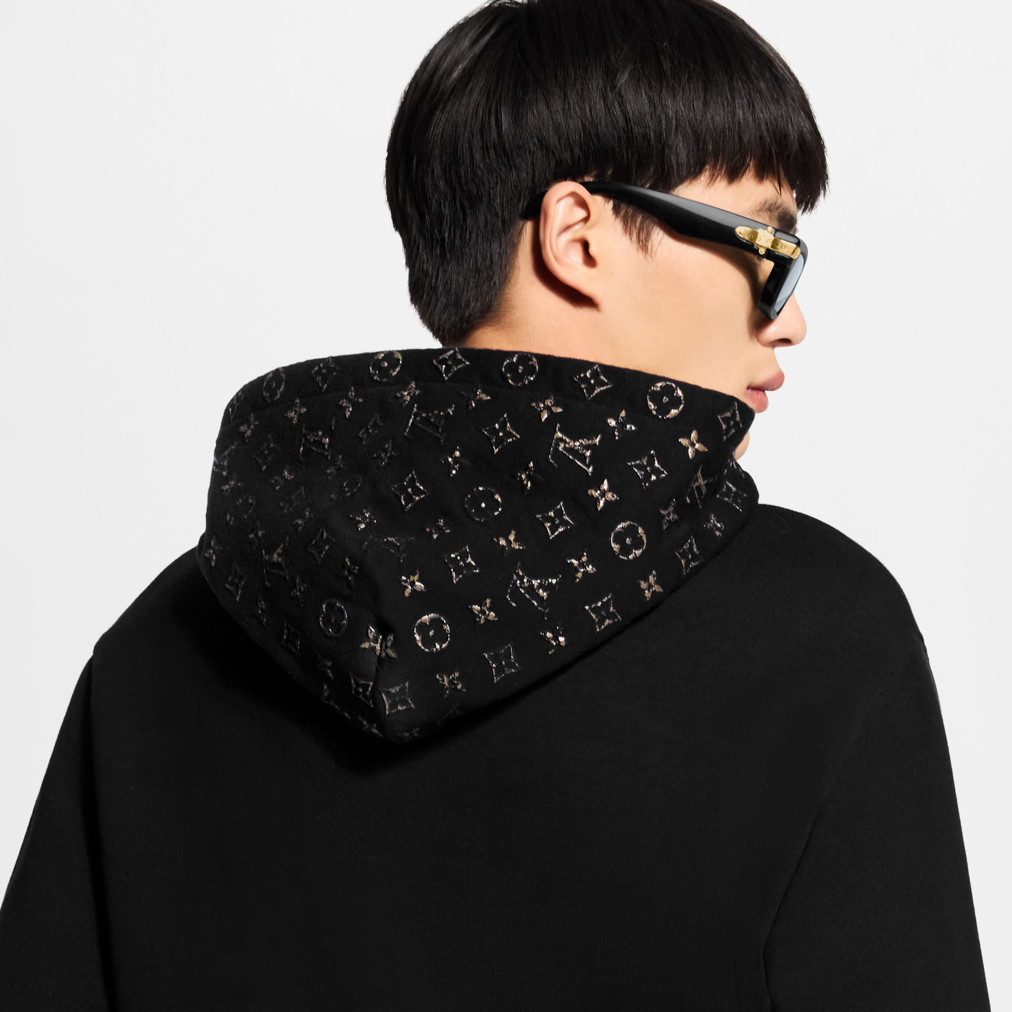 LOUIS VUITTON　リフレクトフーディー Reflective Signature Hoodie - Ready-to-Wear | LOUIS VUITTON